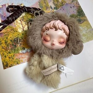 Pop mart SKULLPANDA doll